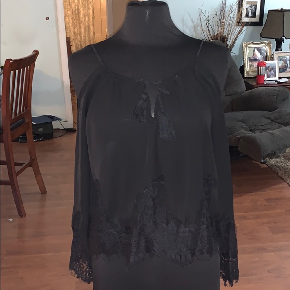 Over the shoulder blouse